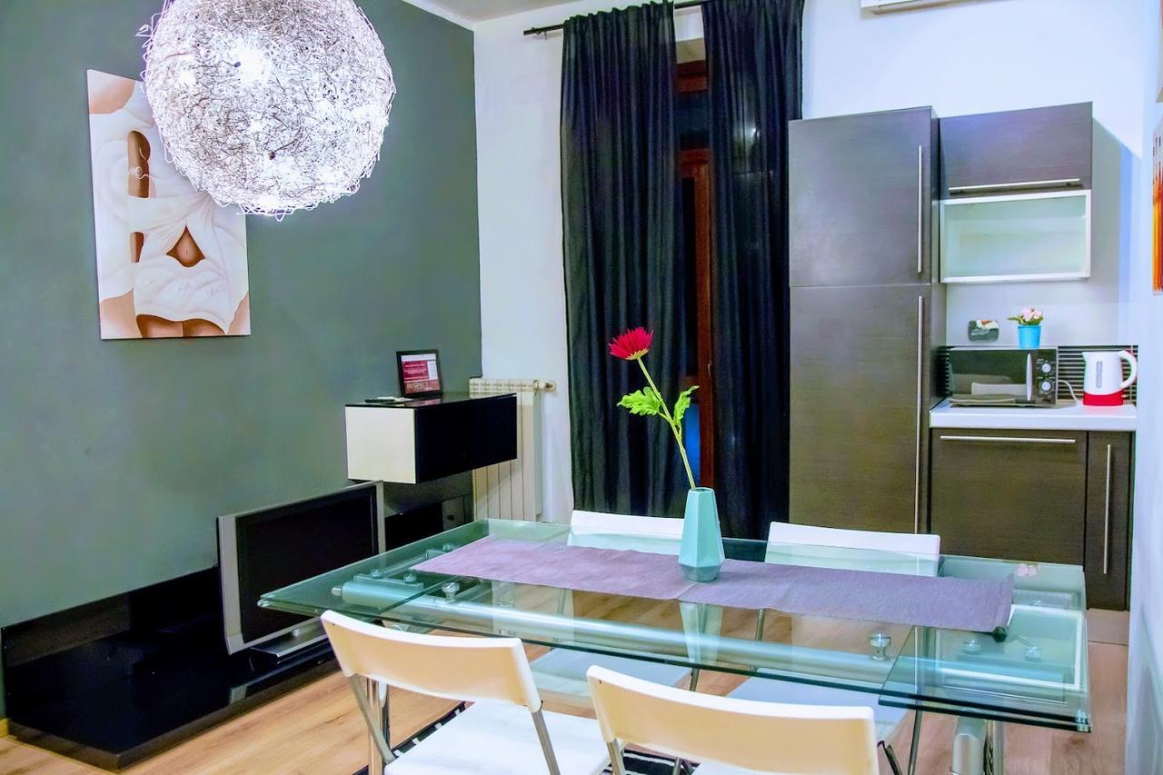 Yhome | Stylish Chic Torino Esterno foto